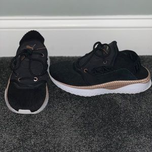 Puma women TSUGI Shinsei metallic training sneaker
